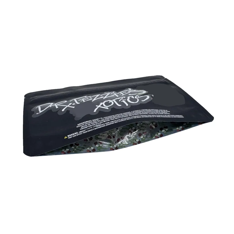 Mylar Bag with Resealable Zipper - Airtight Aluminum Foil Mylar Packaging Pouch for Long-Term Storage — detail view